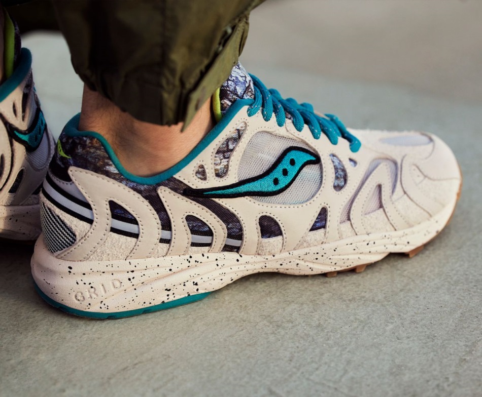 Grid Azura 2000 Camo Reflectorizant Creme-albastru-negru Saucony